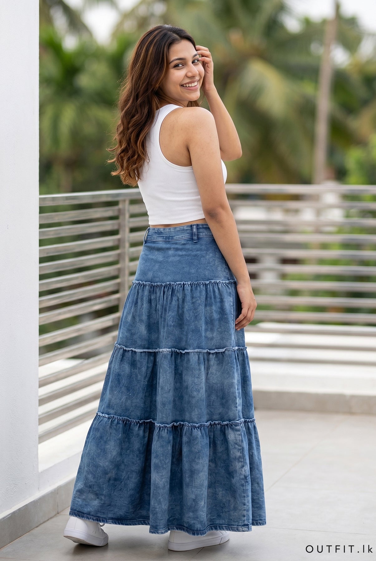 TEARED FLARED DENIM SKIRT