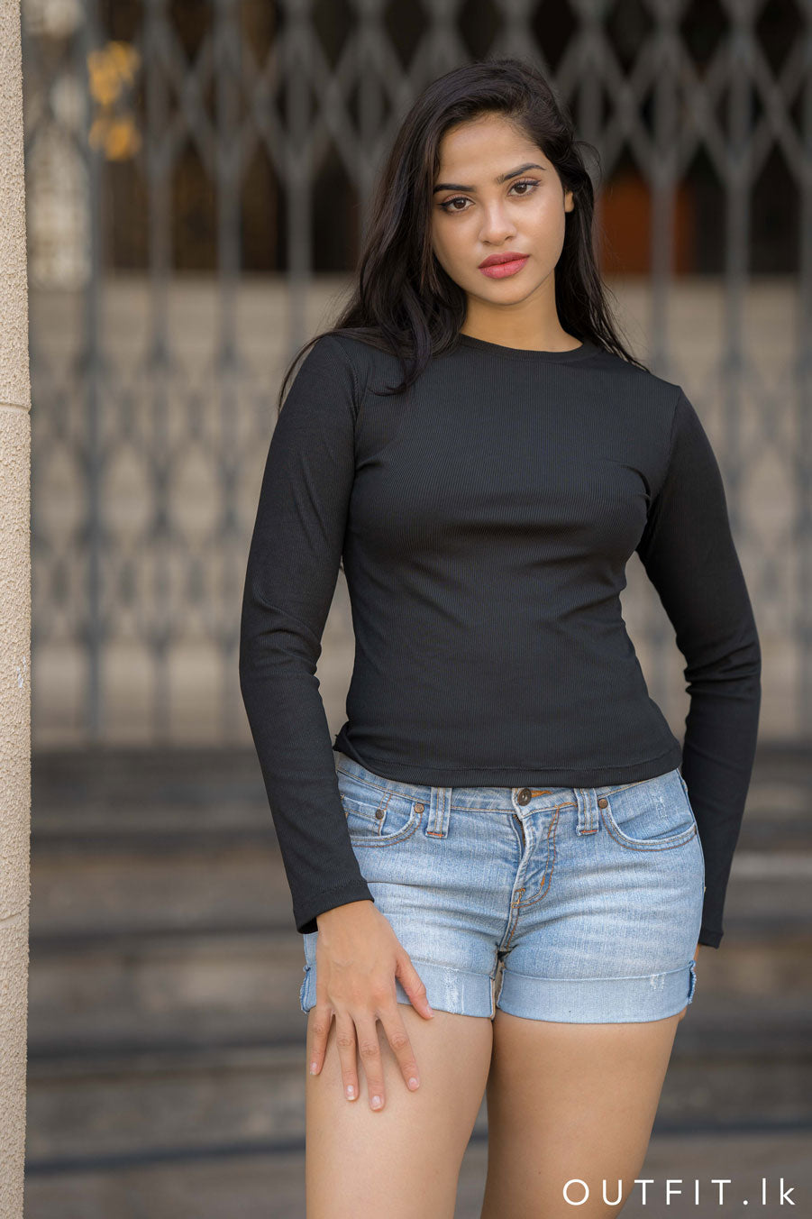 Ribbed Long Sleeve Crew Neck Tee